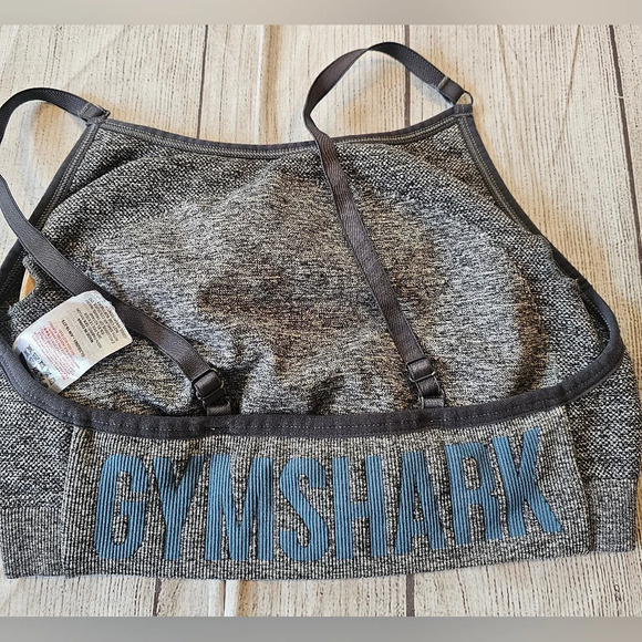 Gymshark Flex Sportsbra Size Small Gray Spellout on Back Adjustable Straps Activ - Picture 7 of 8